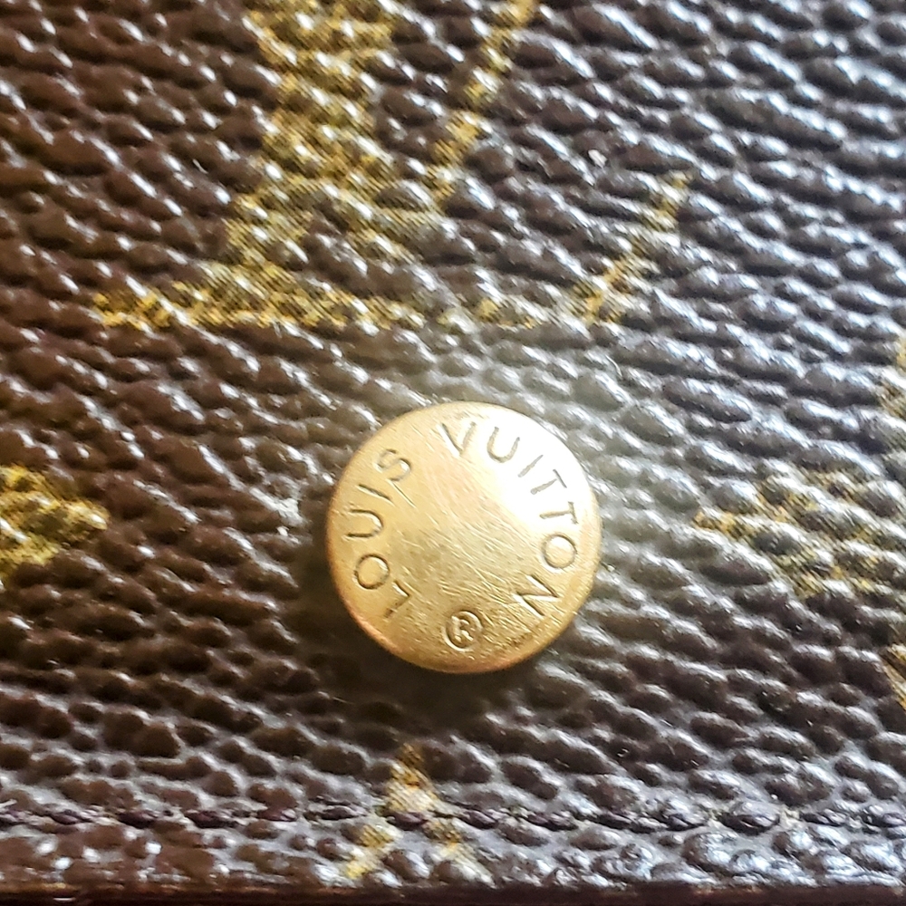 Louis Vuitton Monogram Bifold Wallet with COA - Picture 9 of 16